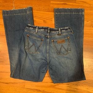 33 x 34 Wrangler Retro High Rise Trouser Jeans